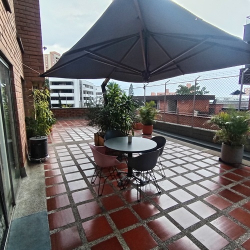 INFERIOR CON LOS BALSOS POR LA VAQUITA APARTAMENTO AMOBLADO - Miniatura 8