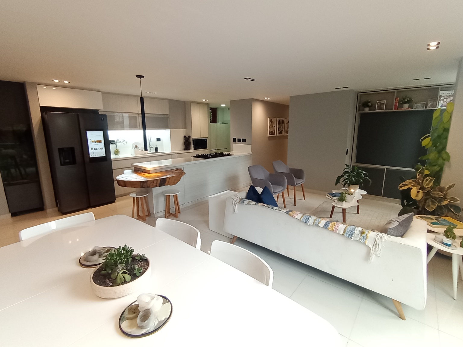 INFERIOR CON LOS BALSOS POR LA VAQUITA APARTAMENTO AMOBLADO - Miniatura 15