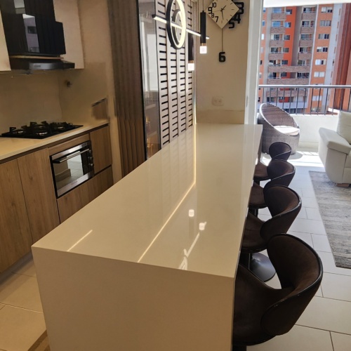 ESTADIO LOS COLORES AMOBLADO RENTA MÍNIMO POR UN MES - Miniatura 11