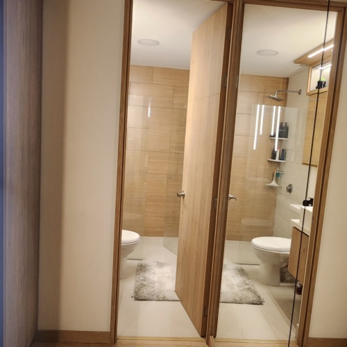 ESTADIO LOS COLORES AMOBLADO RENTA MÍNIMO POR UN MES - Miniatura 3