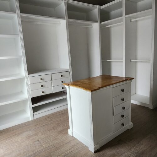 SE ARRIENDA AMPLIA CASA, POBLADO SAN LUCAS - Miniatura 25