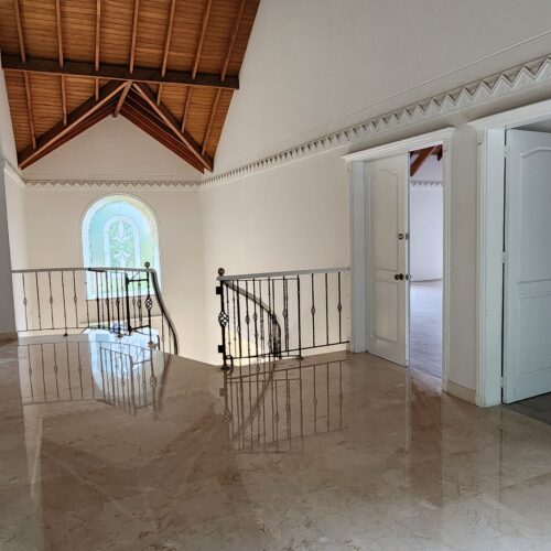 SE ARRIENDA AMPLIA CASA, POBLADO SAN LUCAS - Miniatura 21