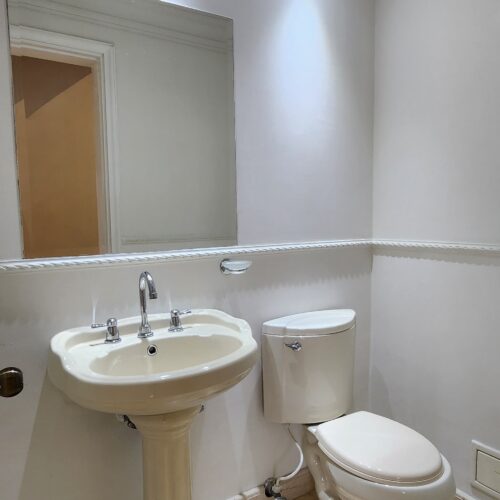 SE ARRIENDA AMPLIA CASA, POBLADO SAN LUCAS - Miniatura 6