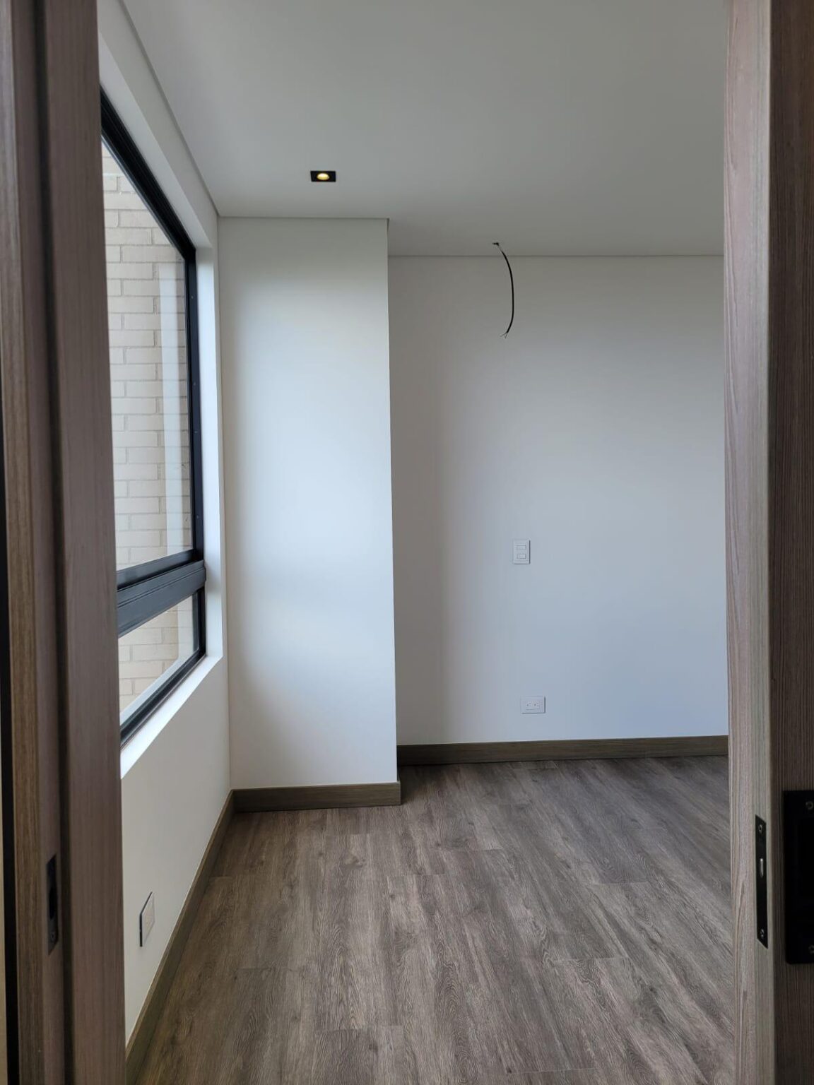 SE VENDE APARTAMENTO PARA ESTRENAR EN LA ZONA MAS EXCUSIVA DEL POBLADO - Miniatura 18