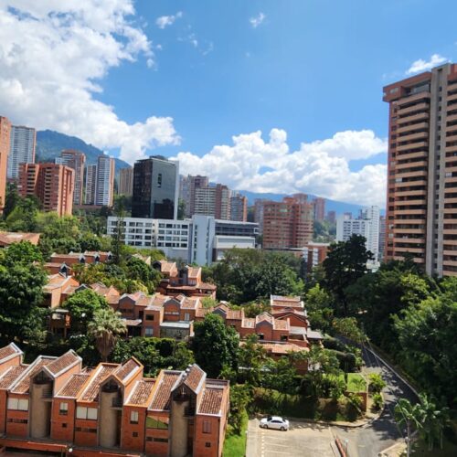 APARTAMENTO AMOBLADO CERCA DE PLAZA AMSTERDAM - Miniatura 14