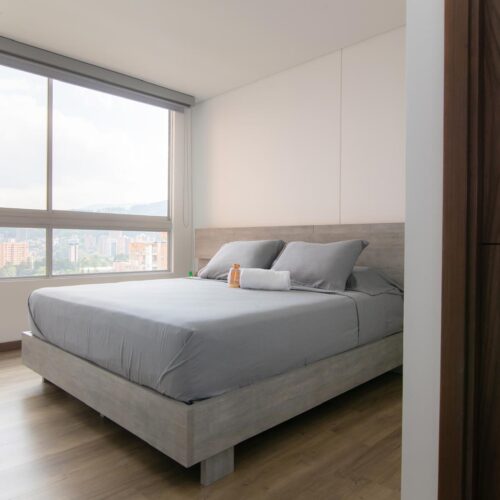 APARTAMENTO AMOBLADO CERCA DE PLAZA AMSTERDAM - Miniatura 3