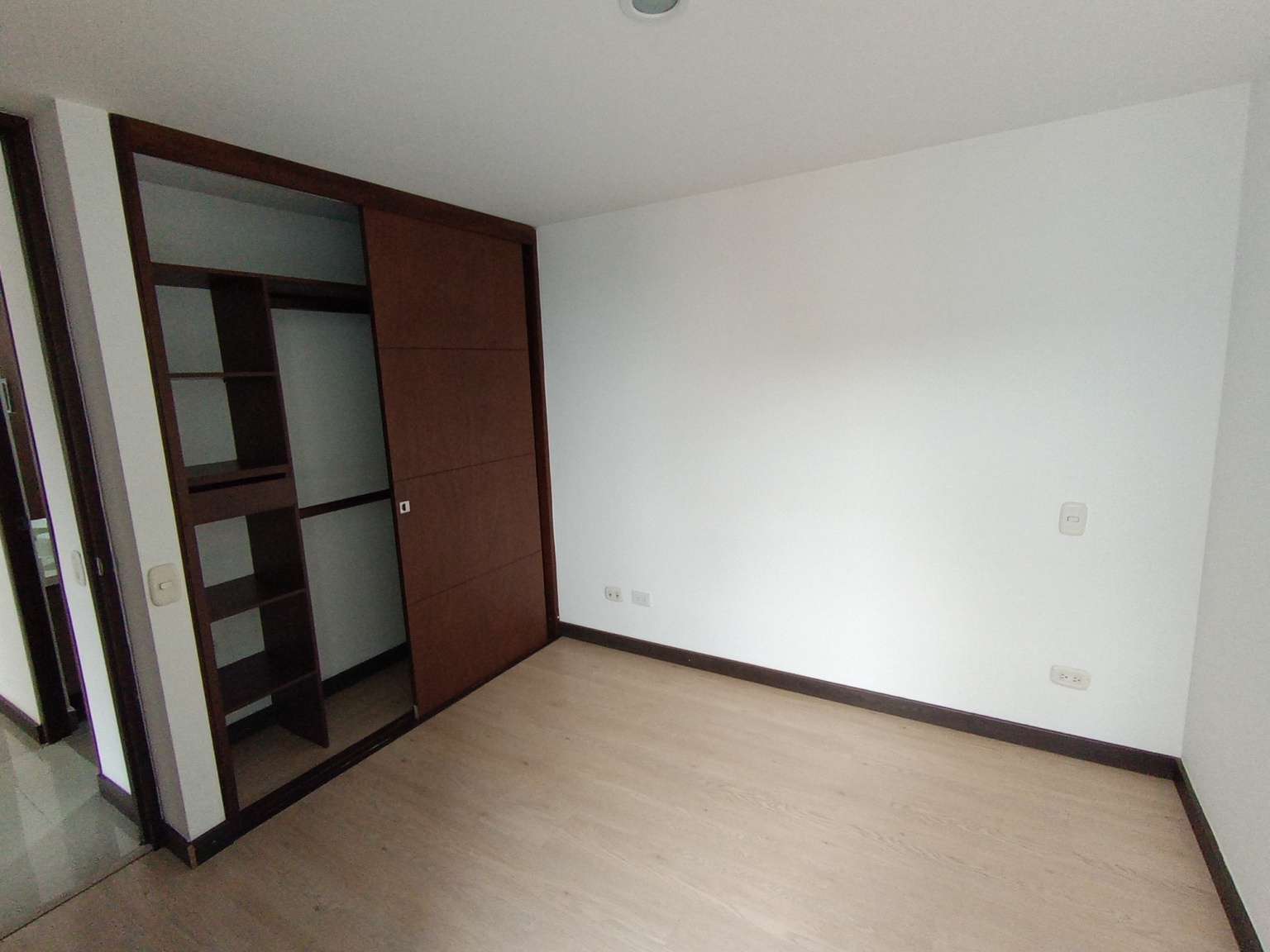 Castropol apartamento con buena vista - Miniatura 16