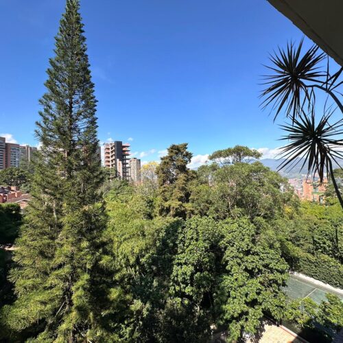 Sector Las Lomas, apartamento completamente remodelado - Miniatura 14