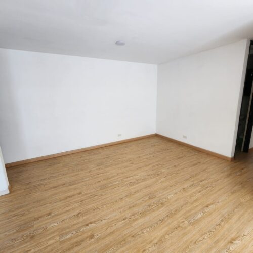 Sector Parques del Río, piso alto y unidad con buenas zonas comunes - Miniatura 14