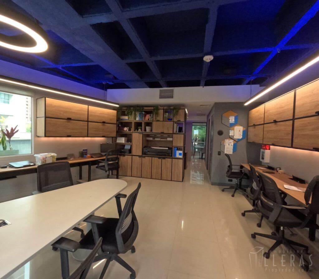 Sector El Tesoro, moderna y lujosa oficina - Miniatura 4