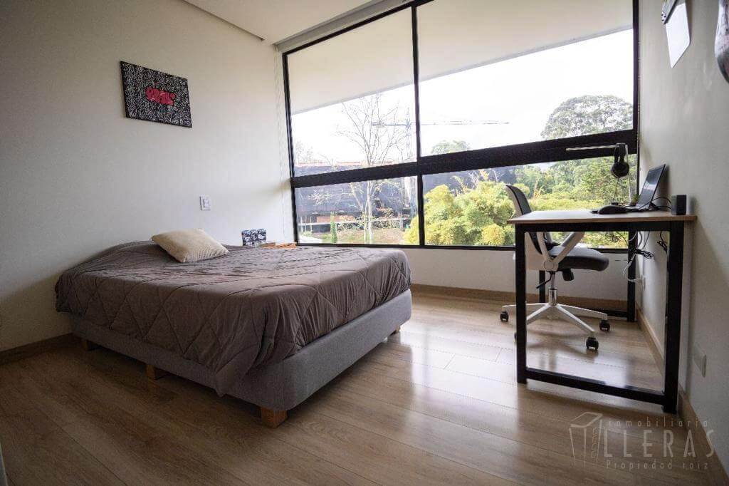 Sector Loma del Escobero, apartamento moderno con vista verde y tranquilo - Miniatura 5