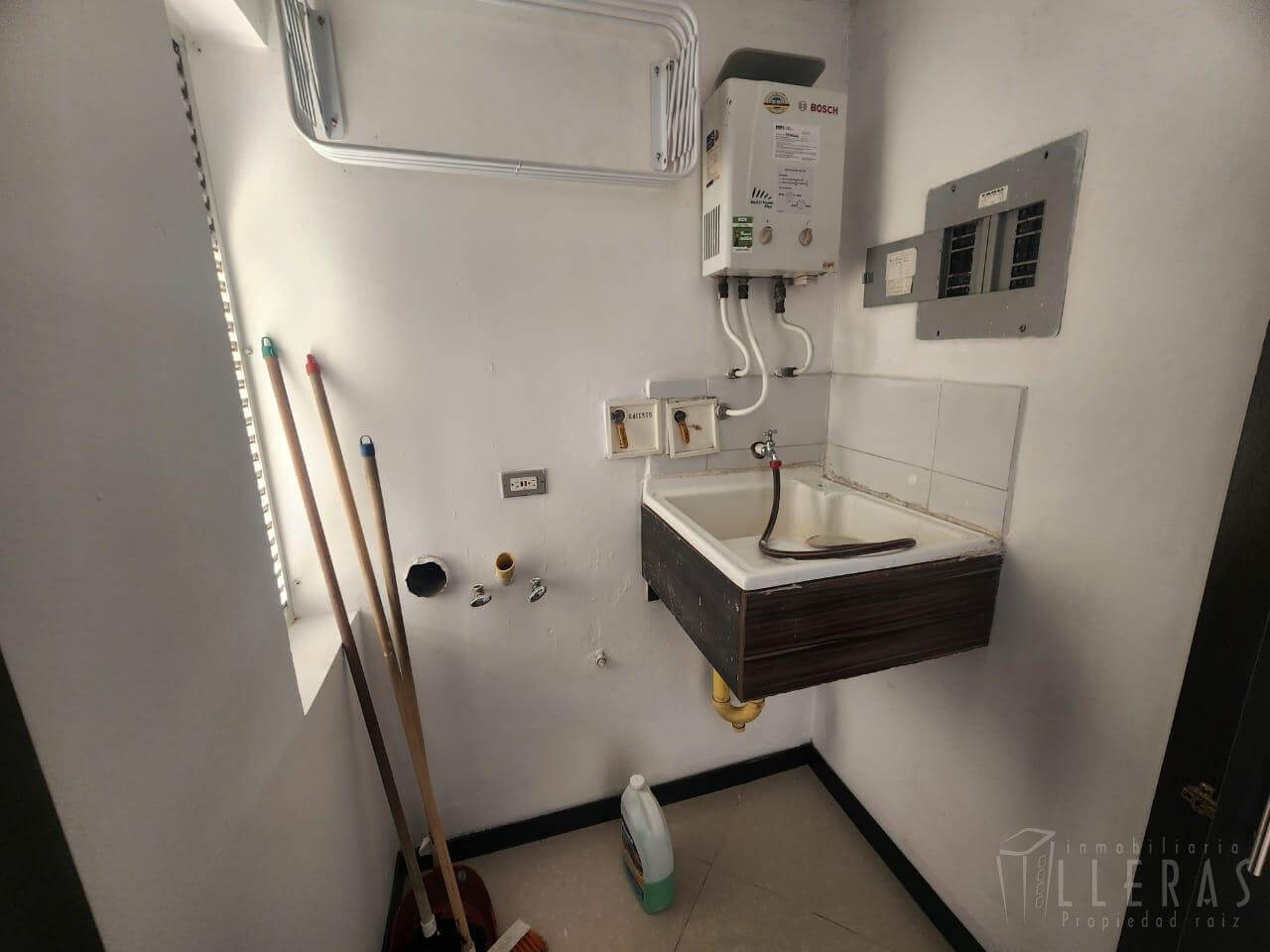 Sector Laureles avenida Jairdin, moderno dúplex - Miniatura 10