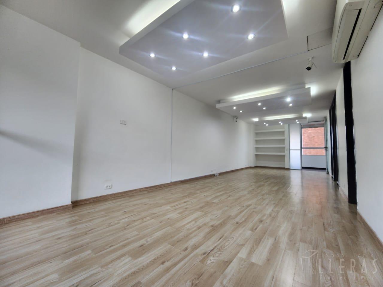 Sector Las Palmas, oficina con buena vista - Miniatura 3