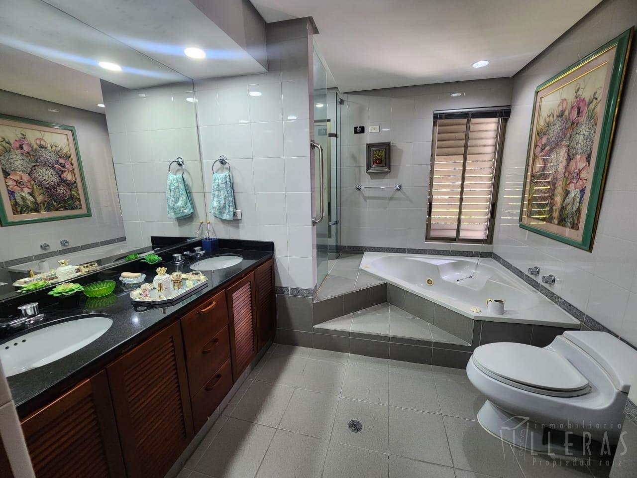 Sector Las Lomas, exclusivo edificio con zonas comunes en el ultimo piso - Miniatura 4