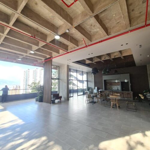 Sector Las Palmas, amplios espacios con hermosa vista a Médellín - Miniatura 3