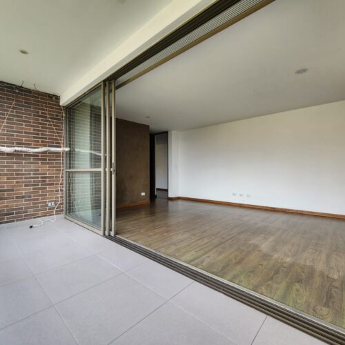 Sector Los Balsos, apartamento con hermosa vista a Medellín - Miniatura 4