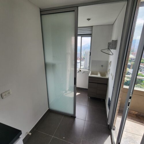 Sector Santa maría de los Ángeles, piso alto con hermosa vista - Miniatura 18