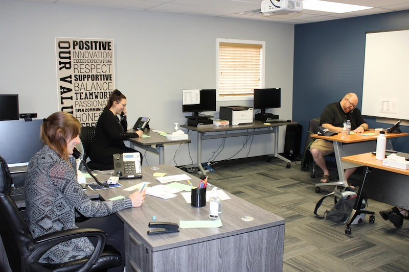 Volunteers answering phones