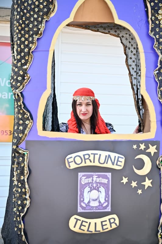 We see good vibes in your future