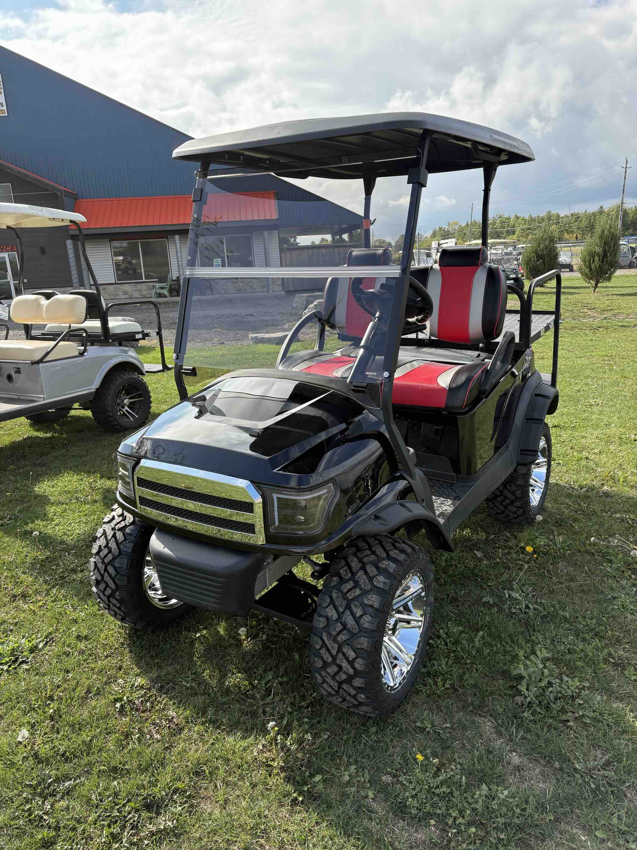 2020 Club Car Precedent | Alpha Build 4-Passenger golf cart in Black – Birdie Golf Carts Port Colborne