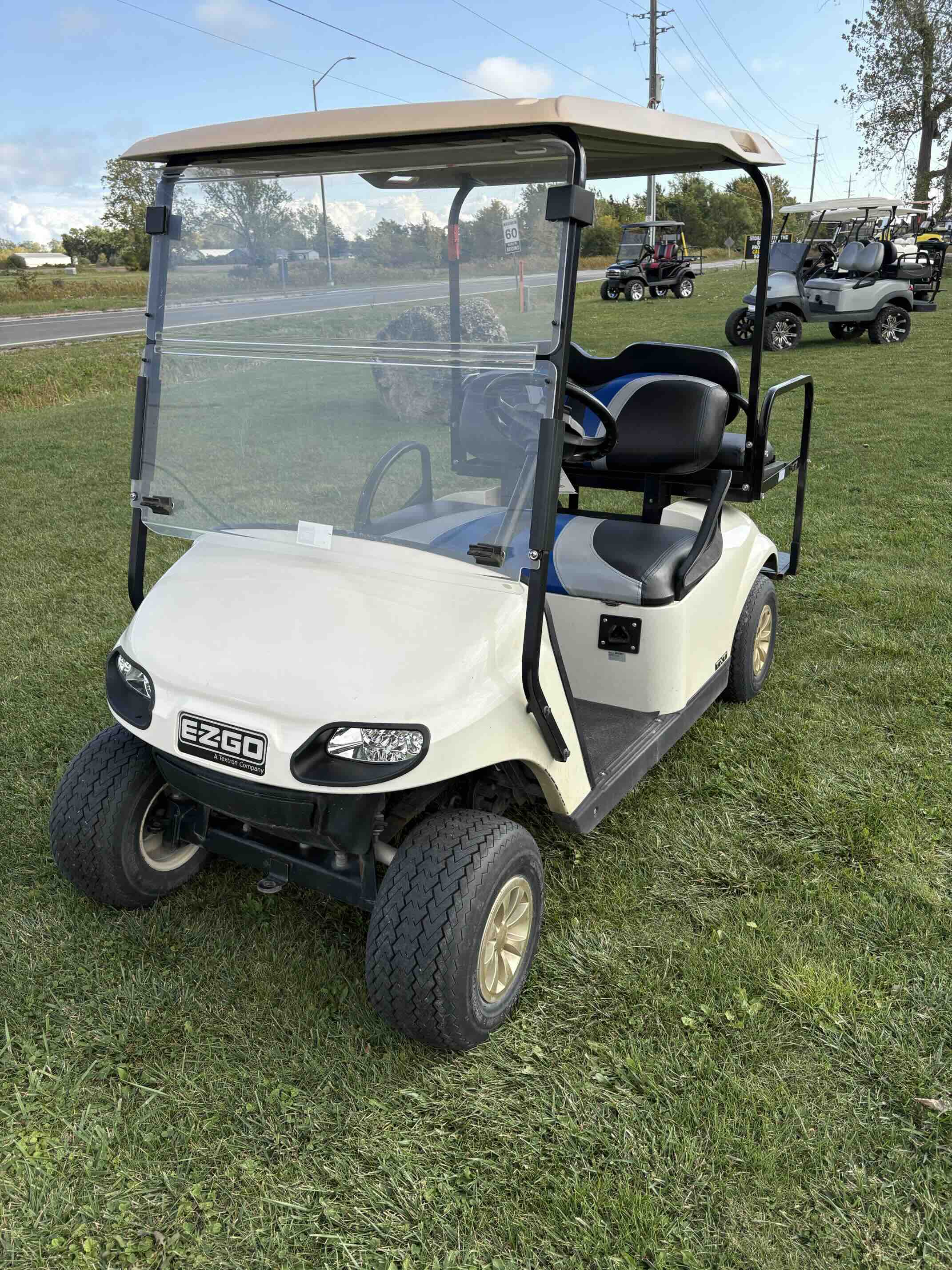2020 EZGO TXT 4-Passenger golf cart in White – Birdie Golf Carts Port Colborne