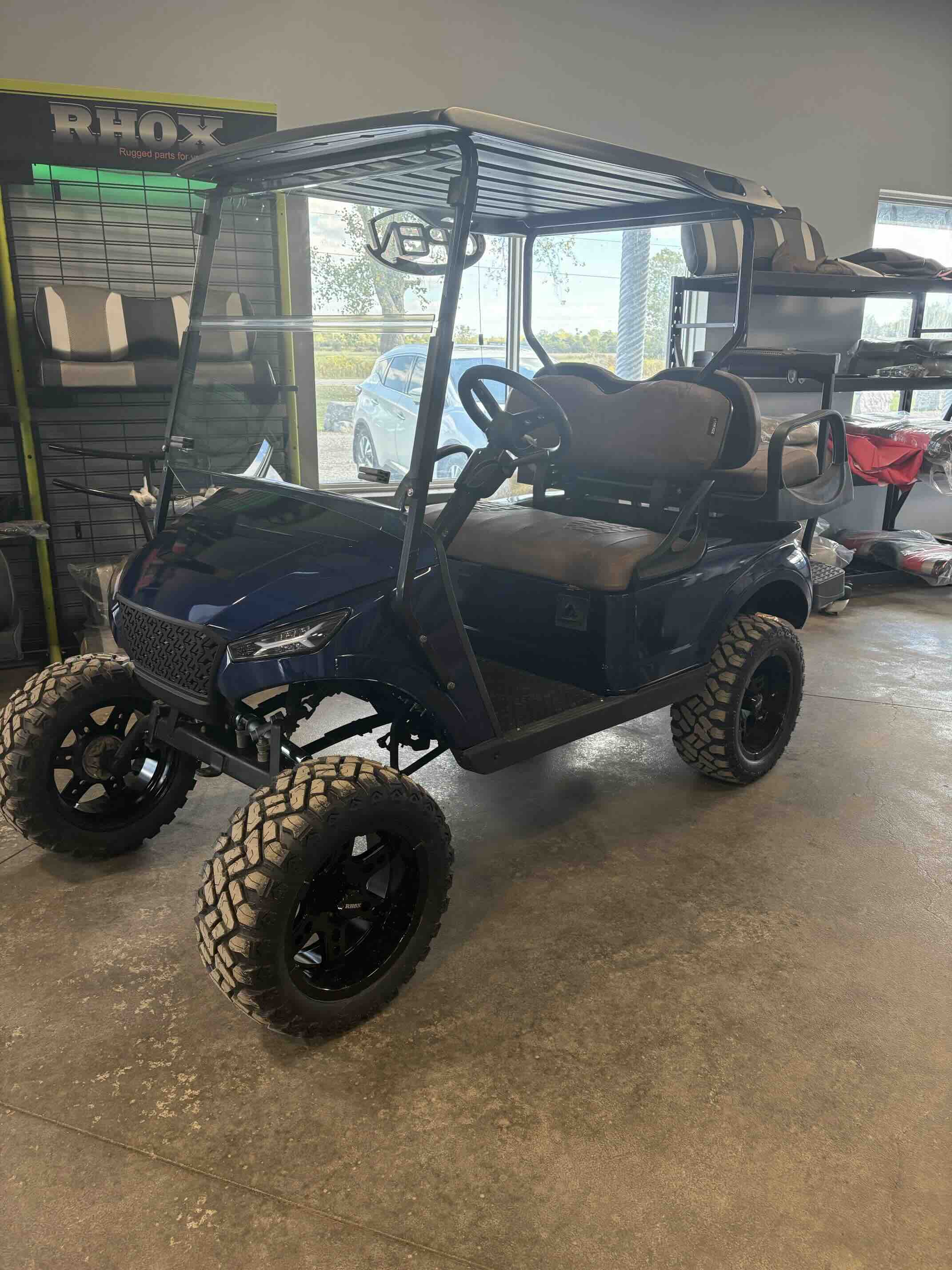 EZGO TXT 4-Passenger golf cart in Blue – Birdie Golf Carts Port Colborne