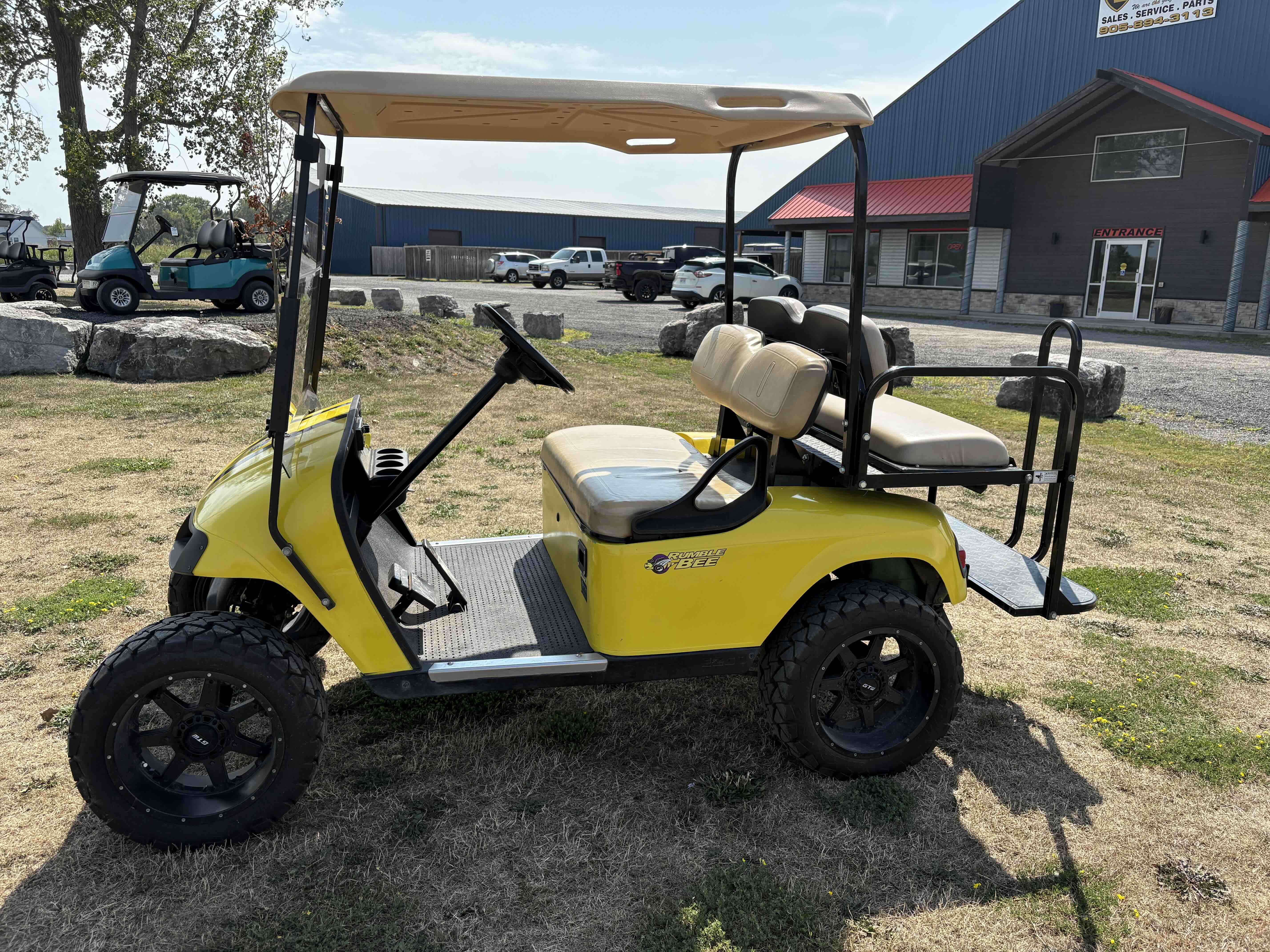 2005 EZGO TXT 4-Passenger golf cart in Yellow – Birdie Golf Carts Port Colborne