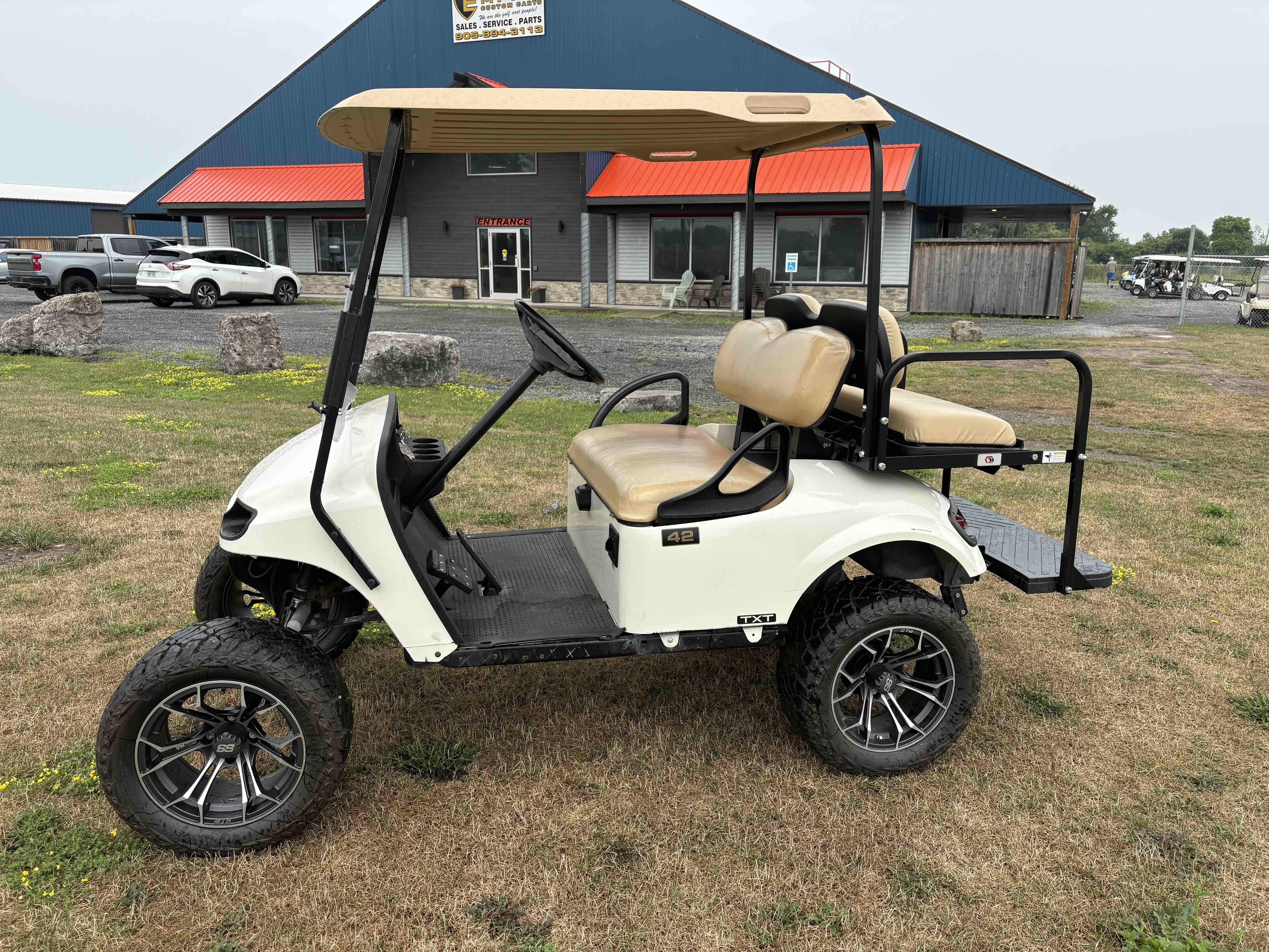 2020 EZGO TXT 4-Passenger golf cart in White – Birdie Golf Carts Port Colborne