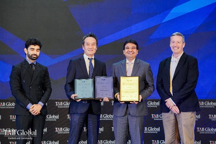 Awards ceremony in Jakarta photo