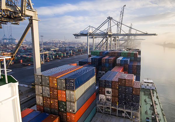 US Trade Deficit Increases 5.3% to $37.4 billion