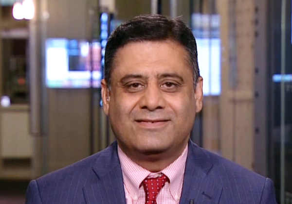 Mizuho's Lamba Downgrades Apple, Lowers Price Target