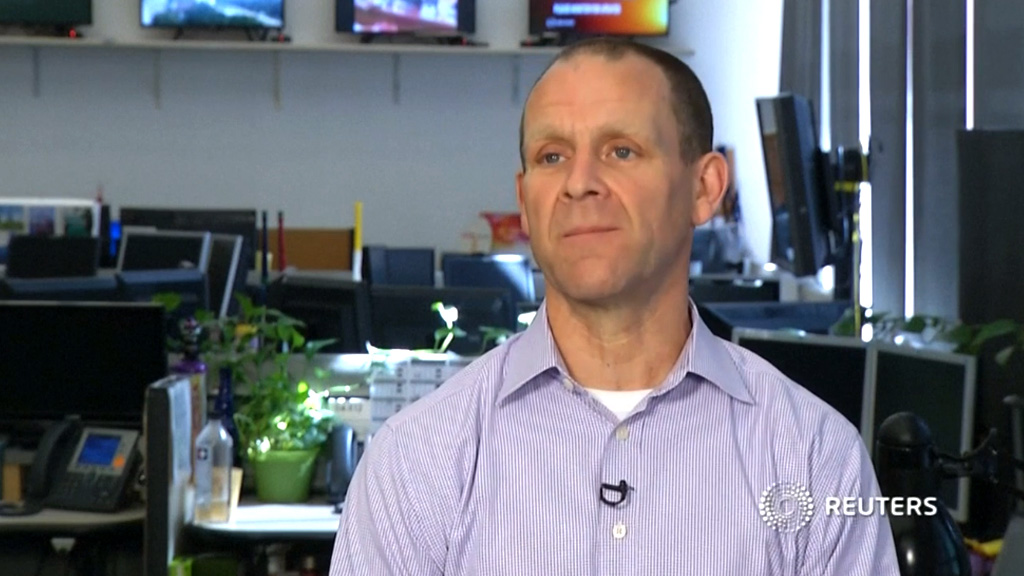 Trade War Fears Slam US Stocks, Oil