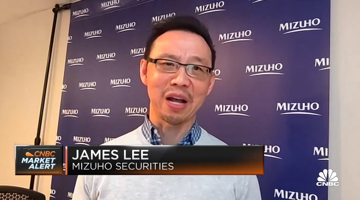 Amazon’s valuation is not very stretched, says Mizuho Securities’ James Lee