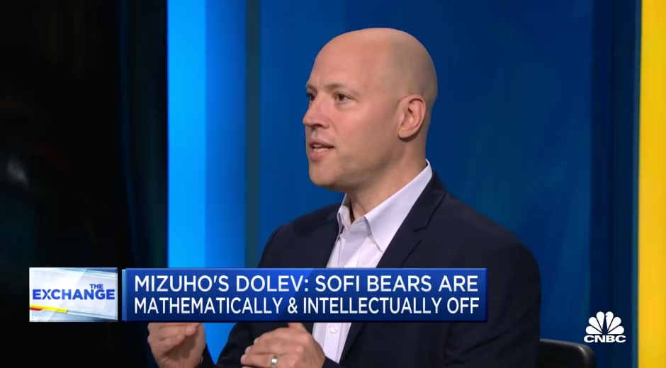 SoFi positioned to profit from student loan refinancing, says Mizuho’s Dan Dolev