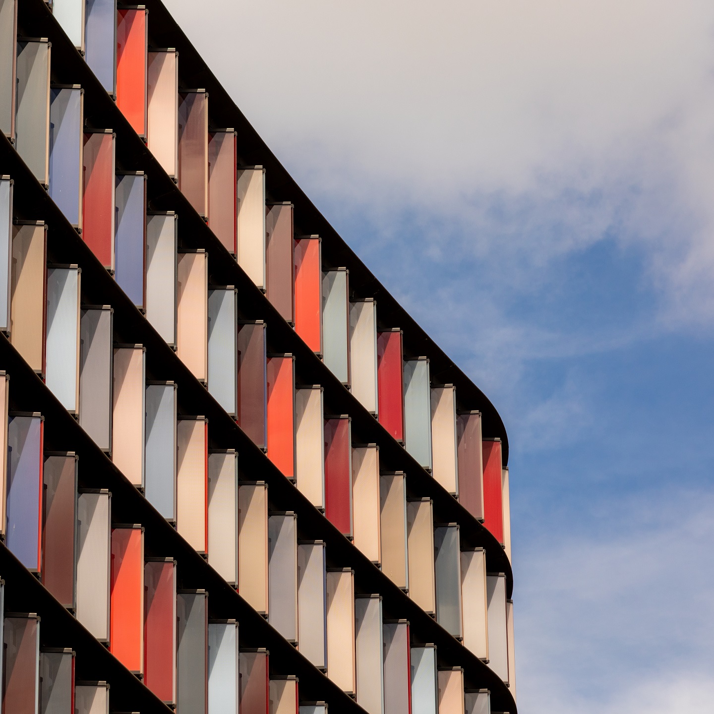 Mizuho continues to grow its sales offering across EMEA with five new strategic hires