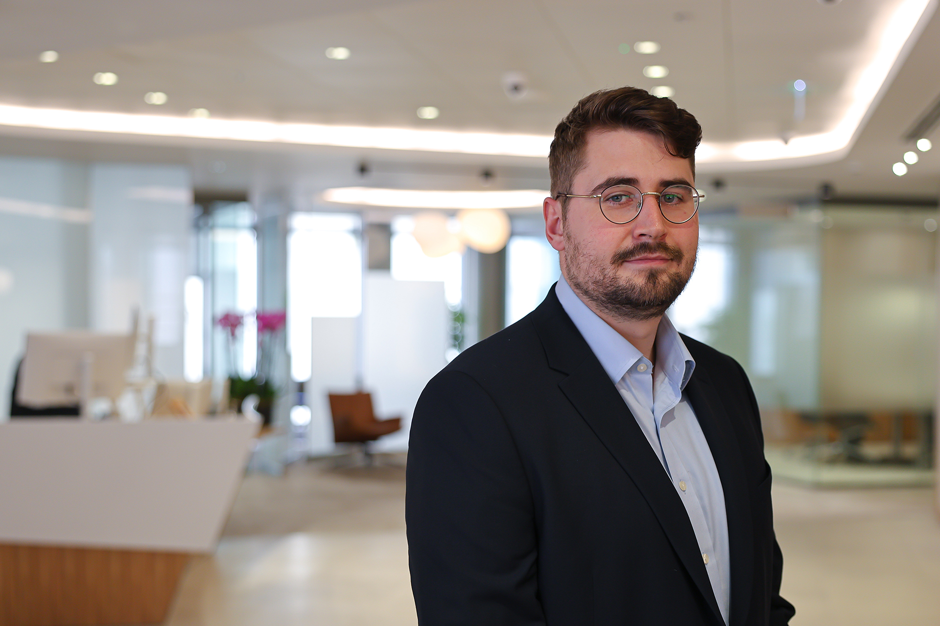 “Mizuho is hiring for the next generation on the trading floor.”