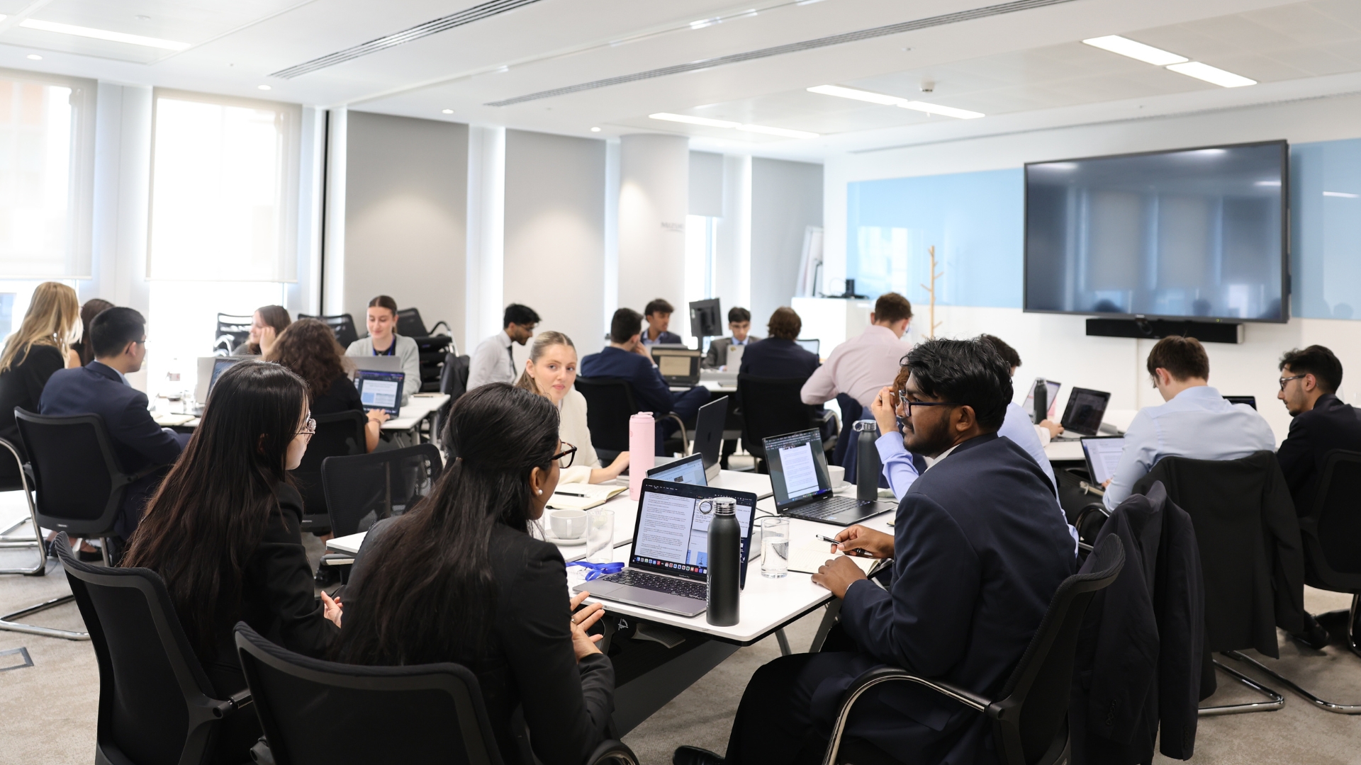 Kicking off the journey: Highlights from our interns’ first week at Mizuho