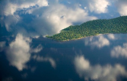 AI on Your Side – How to Invest in the Next Computing Paradigm