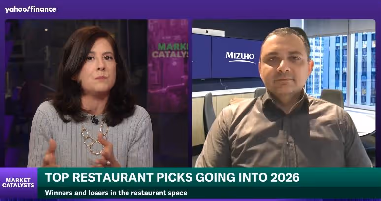 Why Dutch Bros is a top stock pick for 2026, while Starbucks lags