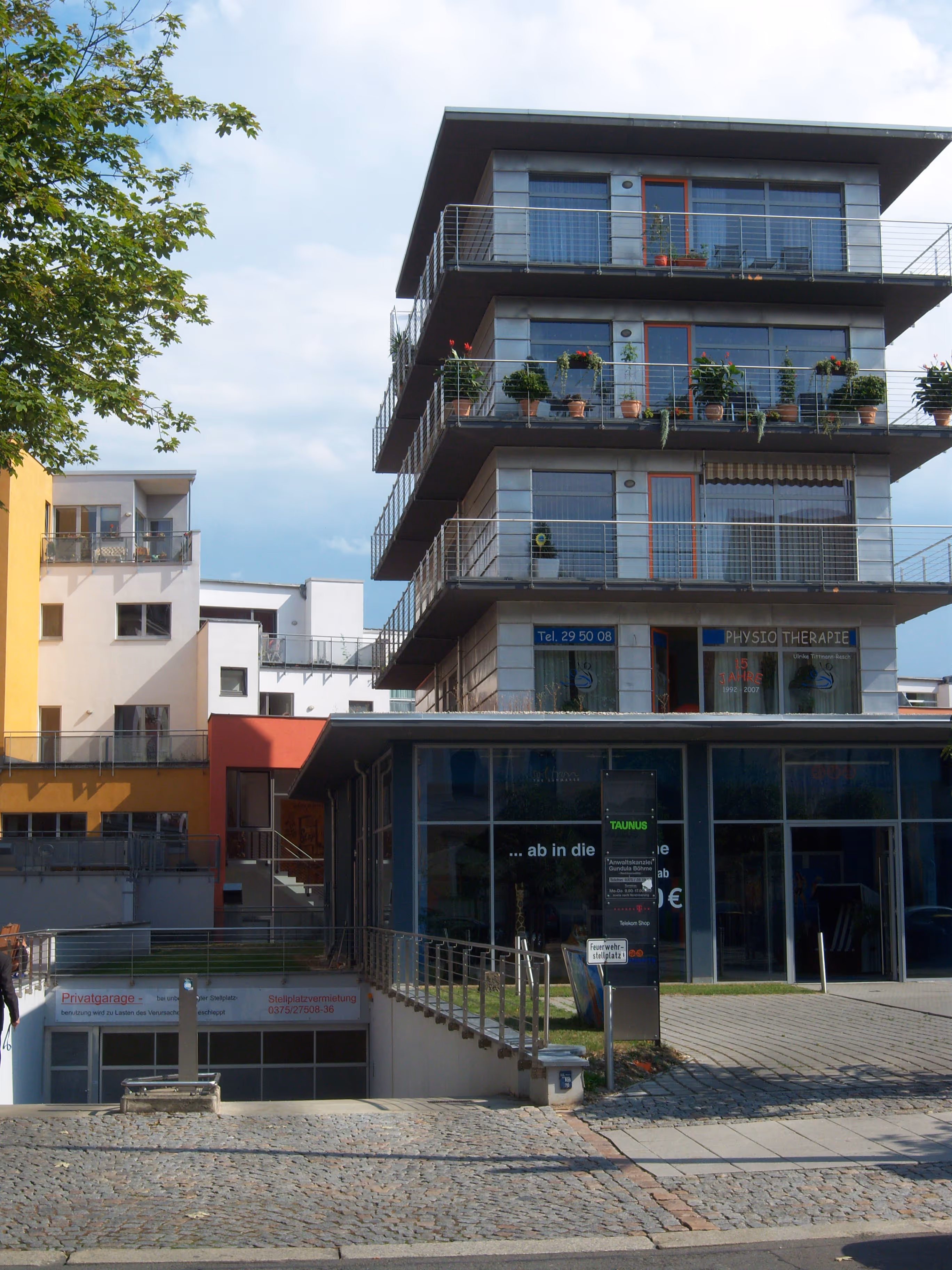 Rohbau mit offenem Deckenbereich auf Baustelle