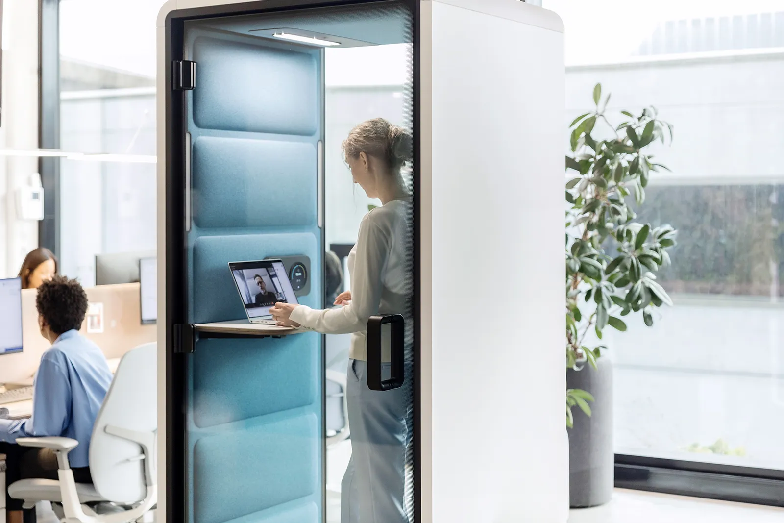 Hushoffice Hushfree XS akoestisch belhokje voor kantoor akoestische belcabine (35)