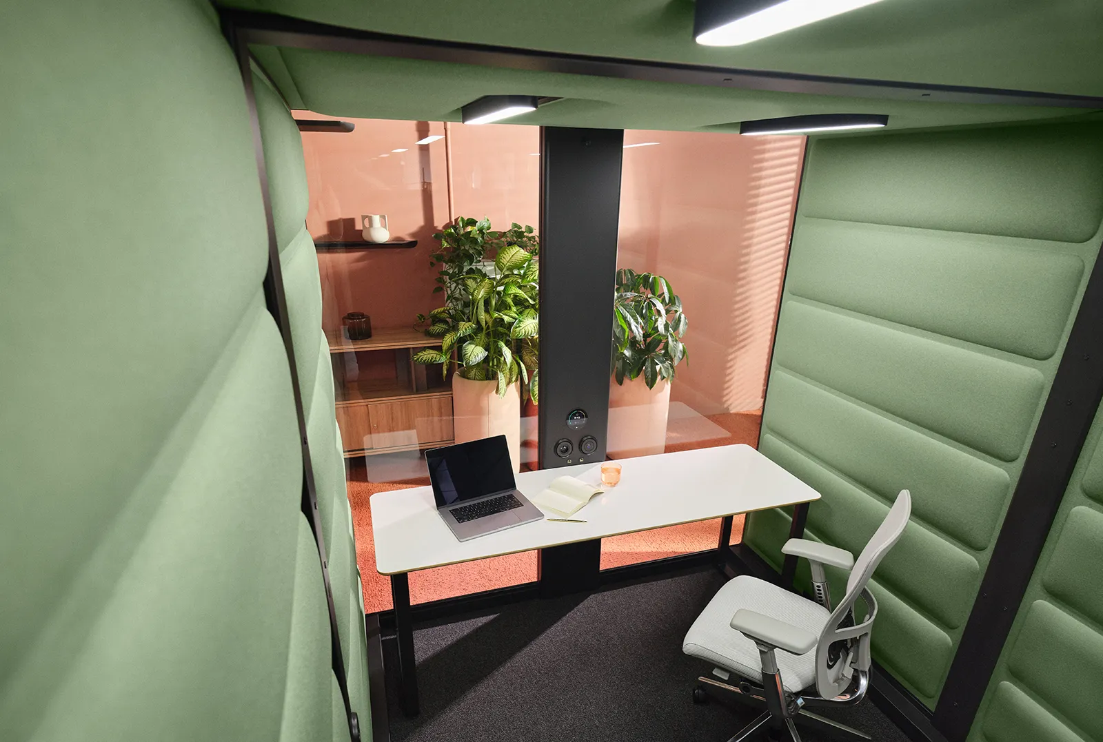 Hushoffice Hushfree L Access rolstoeltoegankelijke akoestische vergaderunit