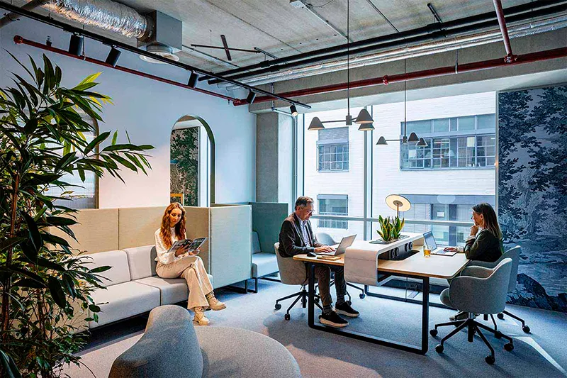 Hushoffice Hushspot hybride flexibele werkplek tafel voor kantoor