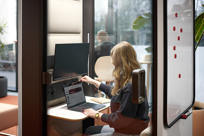 Hushoffice cabines: nu officieel erkend als neuro-inclusieve werkplekken