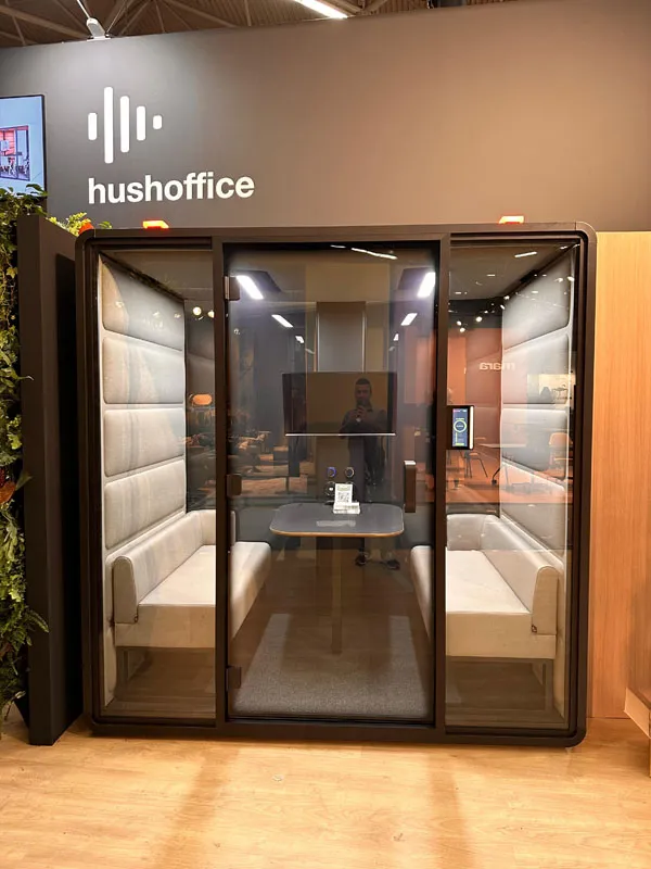 Workspace Design Show Amsterdam 2023 Innovatie kantoorinrichting met akoestische units