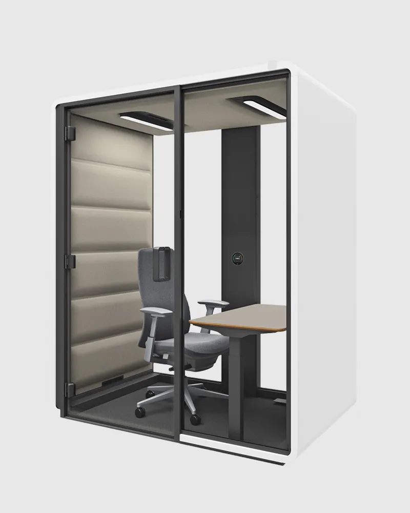Hushoffice Hushfree Work akoestische kantoorcabine met ergonomische werkplek