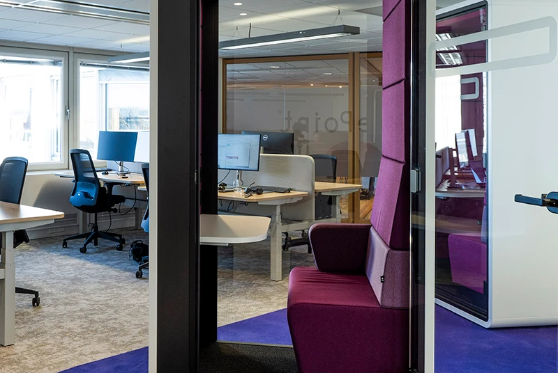 Mikomax Hushoffice akoestische cabines project kantoorinrichting Avepoint