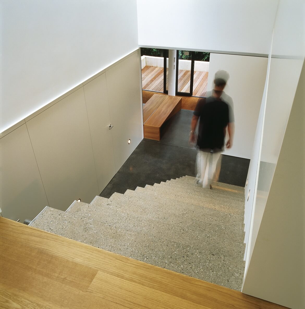 Treppe mit Betonoptik in Haus