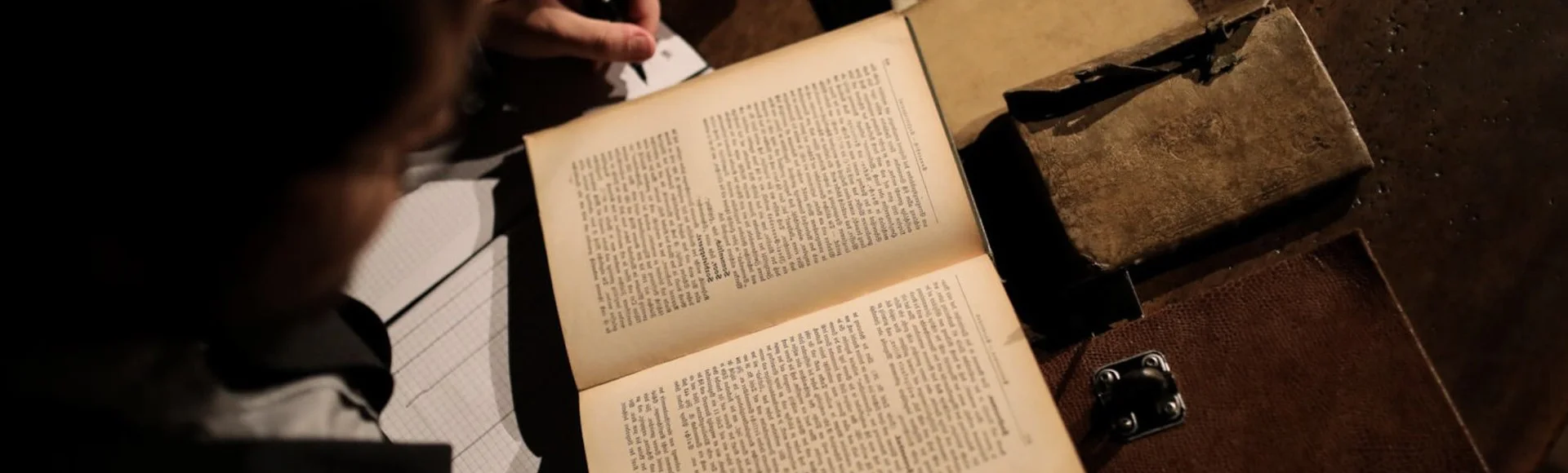 Visuel de présentation de la soirée enquête Meurtre aux Archives