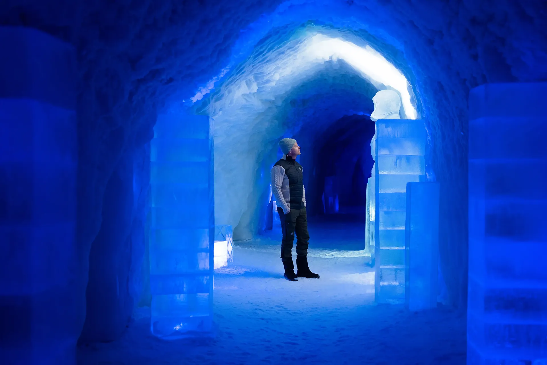 Snowhotel Kirkenes & Gamme Northern Lights Cabins — 9910 Bjørnevatn